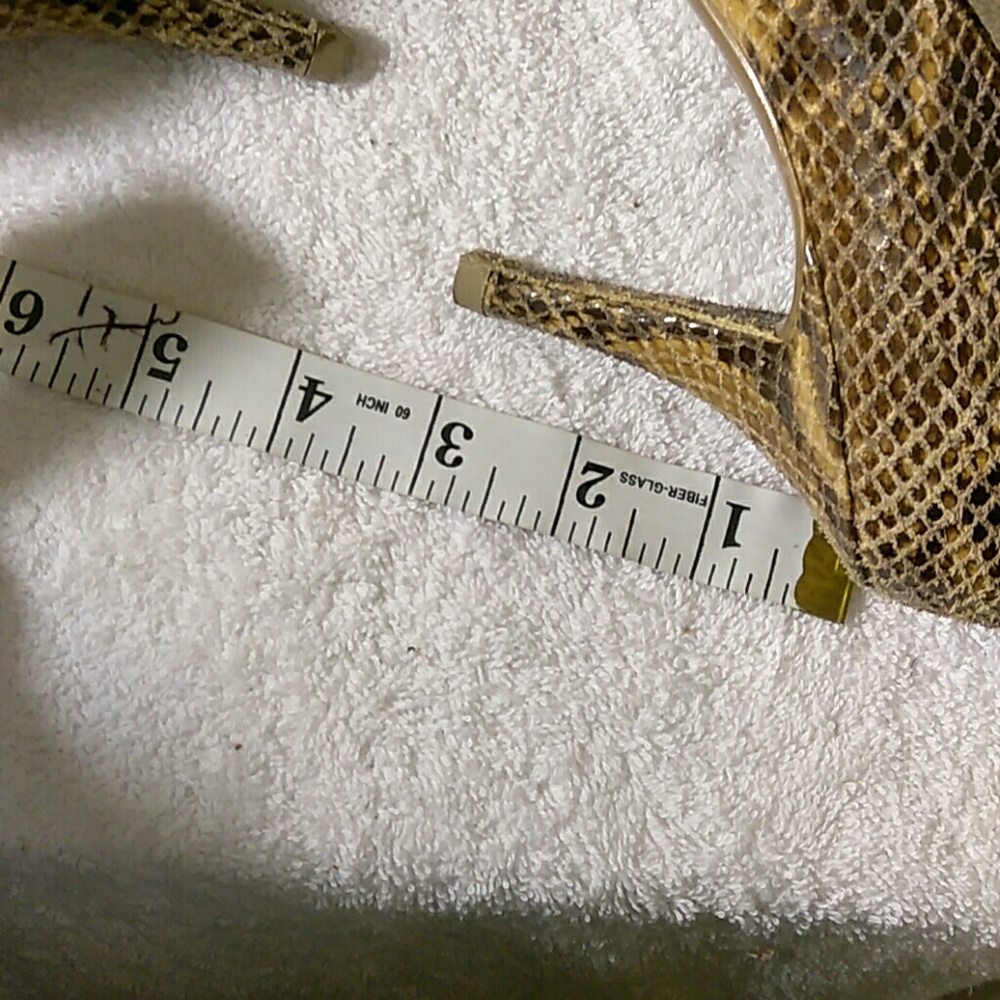 Michael Kors snakeskin heels - Picture 6 of 6